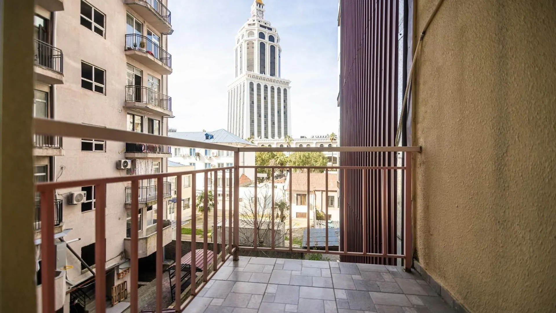 Batumi Apartment Chic City Getaway - By Wehost